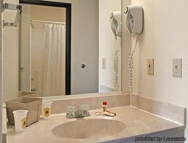 Super 8 By Wyndham Cloquet Hotell Rom bilde